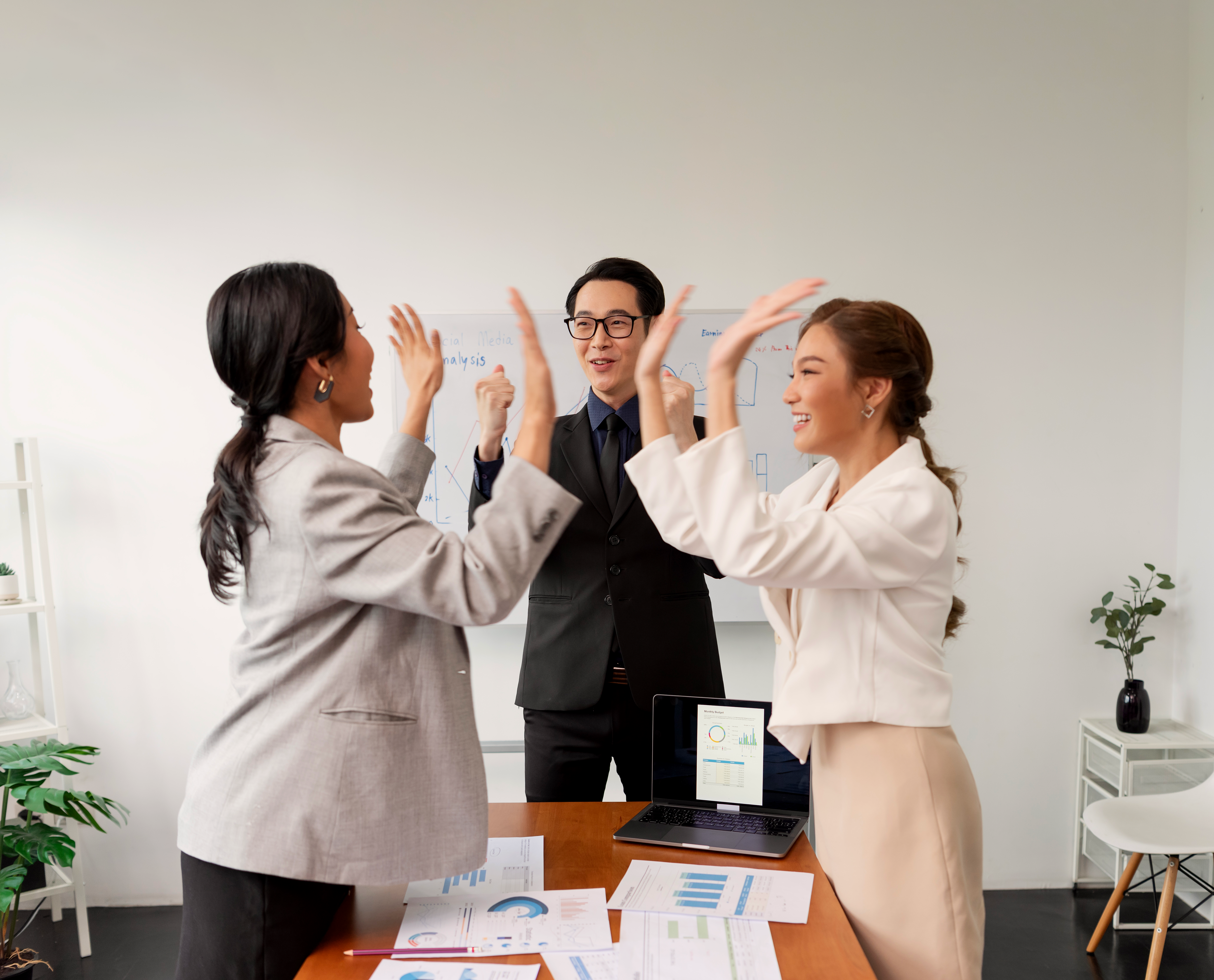 4 Reasons You Should Celebrate Success at Work